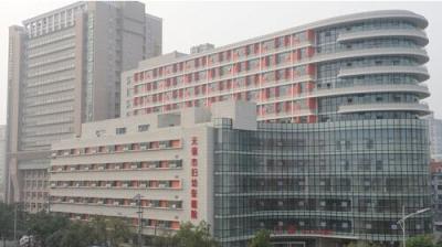 广州哪家医院帮女人试管代怀犯法吗婴儿好（听听助孕专家怎么说!）